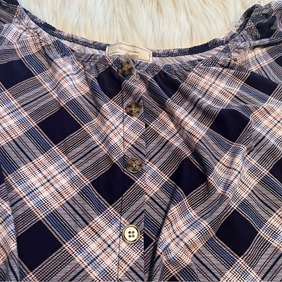 No Comment Off Shoulder Top Navy Plaid - Picture 3 of 11